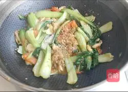 Illustration of how to stir-fry tomatoes, mushrooms and rapeseed 7