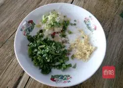 Illustration of how to make wontons 2