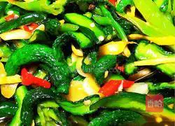 Illustration of how to make sauced cucumbers 9