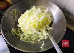 Illustration of how to make boiled lotus white 3