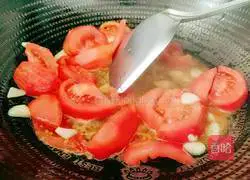 Illustration of how to stir-fry tomatoes and cattail sprouts 8