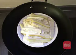 Illustration of how to make eggplant in oyster sauce 5