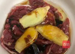 Illustration of how to make spicy cold tender beef 2