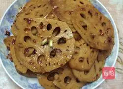 Illustration of how to make spicy lotus root slices 12