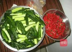 Illustration of how to make pickled cucumbers 15