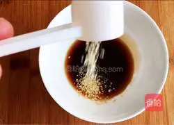 Illustration of how to make cold cucumber and cordyceps flowers 11