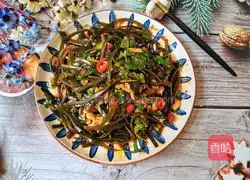 Illustration of how to make cold kelp shreds 19