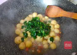 Illustration of how to stir-fry spring seasonal potatoes 10