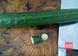 Illustration of how to shoot cucumbers 2