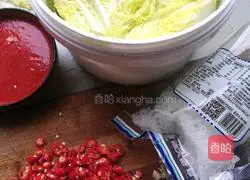Illustration of how to make spicy and sour cabbage 5