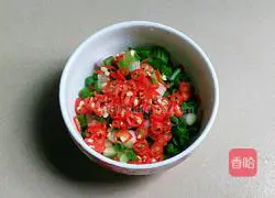 Illustration of how to make cold folded ear root 2