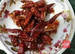 Illustration of how to stir-fry cabbage 2