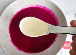 Illustration of how to make rouge lotus root slices 10