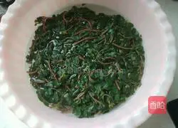 Illustration of how to make garlic purslane 2