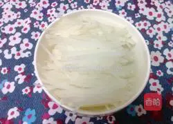 Illustration of how to make shredded radish and crucian carp soup 4