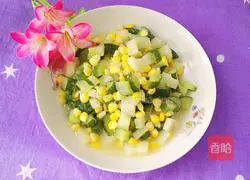 Illustration of how to make potato, cucumber and fried corn 10