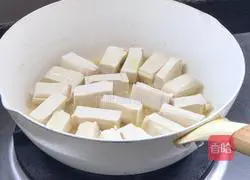 Illustration of how to make fried tofu with green pepper 8
