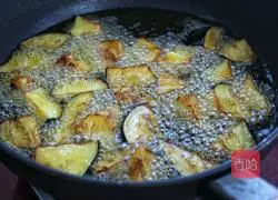 Illustration of how to cook eggplant with potatoes 9