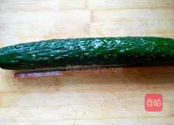 Illustration of how to make coir raincoat cucumber 3