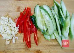 Illustration of how to make cold yuba and white fungus 6