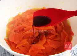 Illustration of home-style fried carrots 6