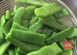 Illustration of how to make double pepper green beans (weight loss version) 8