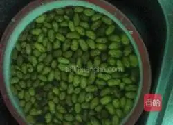 Illustration of how to cook peanuts 1