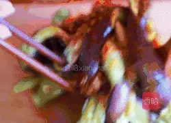 Eggplant is a common dish in home-cooked dishes.Today I will introduce a way to relieve the heat - Illustration of Mixed Eggplant Strips 14