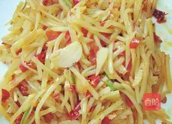 Illustration of how to make fried shredded potatoes with bad pepper 6