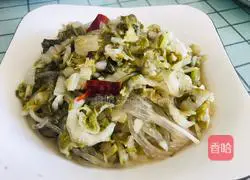 Illustration of how to make stir-fried vermicelli with pickled cabbage 10