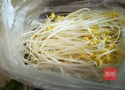 Illustration of how to make cold bean sprouts 1