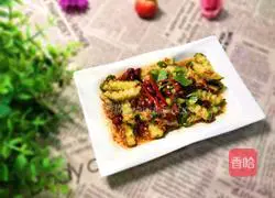 Illustration of how to make cucumbers with dried fruits 9