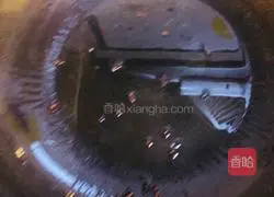 Illustration of how to make fried cucumber 8