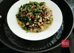 Illustration of how to make steamed mushrooms with pickled vegetables 12