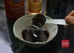 Illustration of how to make beef mixed with coriander 7