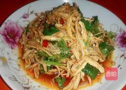 Cold Spicy Shredded Chicken Recipe Illustration 9