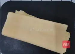 Illustration of how to make flavored sesame dried shredded tofu 2