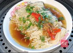 Garlic Enoki Mushroom Recipe Illustration 4