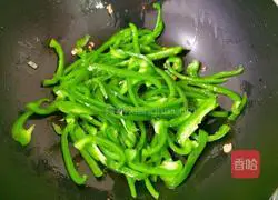 Illustration of how to stir-fry mushrooms and peppers 8