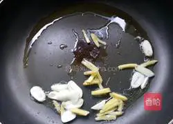 Illustration of how to make stir-fried tender pumpkin 3