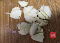 Illustration of how to make stir-fried kale 3