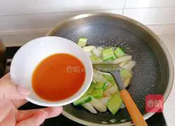 Illustration of how to make fried yam 12