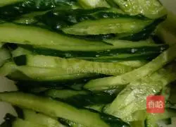 Illustration of how to make cold cold skin 2