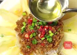 Illustration of how to make garlic vermicelli and baby vegetables 10