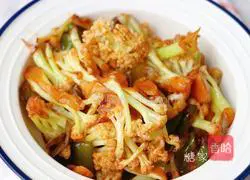 Illustration of how to make quick-hand stir-fried cauliflower 7