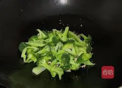 Garlic Broccoli Recipe Illustration 6