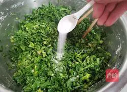 Spinach Illustration of how to make pimples 2