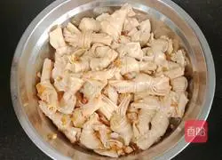 Illustration of how to make cold bean knots 11