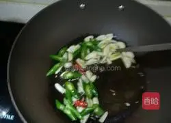 Illustration of how to make fried shredded potatoes 4