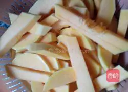  Illustration of how to make salted egg baked pumpkin 2